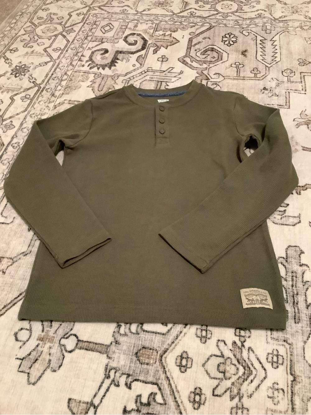 Boys 10/12 Levi's Olive Green Long-Sleeve Waffle Henley Tee